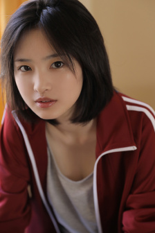 一女多男3根一起进去描述